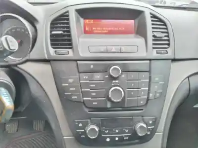 Veículo de Sucata opel insignia berlina essentia do ano 2011 alimentado a20dt