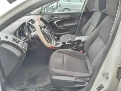 Veículo de Sucata opel insignia berlina essentia do ano 2011 alimentado a20dt