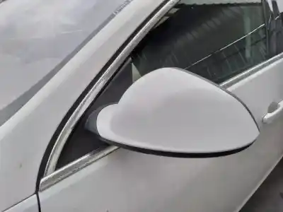 Veículo de Sucata opel insignia berlina essentia do ano 2011 alimentado a20dt