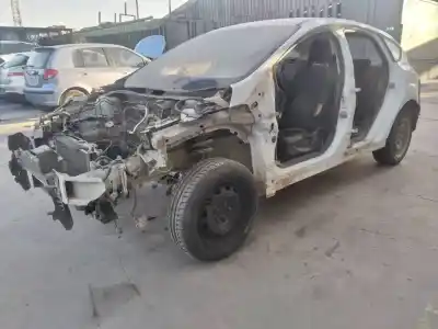 Vehicul casat ford focus lim. trend al anului 2015 alimentat xxda