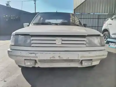Véhicule à la ferraille peugeot 309 srdt de l'année 1991 alimenté a8b