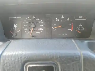Véhicule à la ferraille peugeot 309 srdt de l'année 1991 alimenté a8b