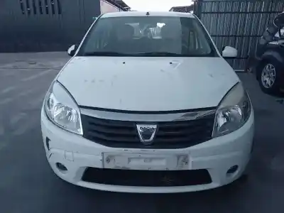 Veículo de Sucata DACIA SANDERO Laureate do ano 2011 alimentado D4FF7