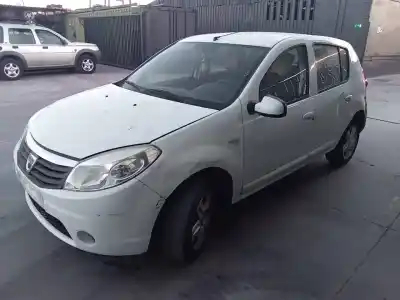 Vehicul casat dacia sandero laureate al anului 2011 alimentat d4ff7