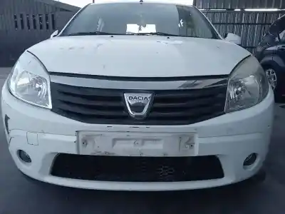 Vehicul casat dacia sandero laureate al anului 2011 alimentat d4ff7