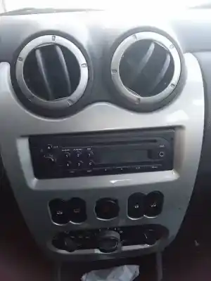 Vehicul casat dacia sandero laureate al anului 2011 alimentat d4ff7