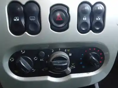 Vehicul casat dacia sandero laureate al anului 2011 alimentat d4ff7