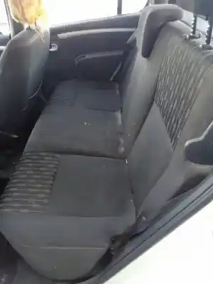 Vehicul casat dacia sandero laureate al anului 2011 alimentat d4ff7