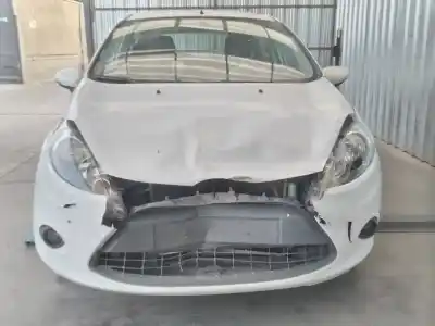 Véhicule à la ferraille ford fiesta (cb1) trend de l'année 2010 alimenté spjc