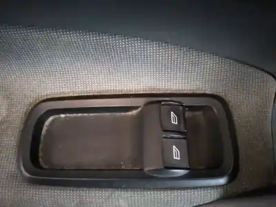 Véhicule à la ferraille ford fiesta (cb1) trend de l'année 2010 alimenté spjc