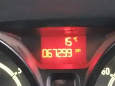 Véhicule à la ferraille ford fiesta (cb1) trend de l'année 2010 alimenté spjc