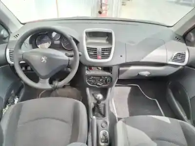 Véhicule à la ferraille peugeot 206+ básico de l'année 2009 alimenté hfx