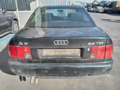 Vehicul casat audi a6 berlina (c4) 2.5 tdi al anului 1996 alimentat ael