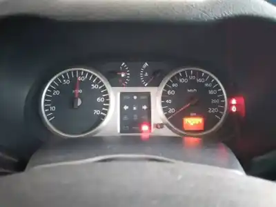 Здавання транспортного засобу renault clio ii fase ii (b/cb0) confort dynamique року 2001 потужний d4fb7