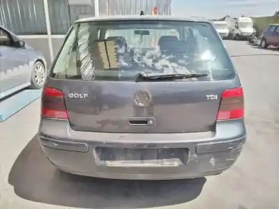 Verschrottungsfahrzeug volkswagen golf iv berlina (1j1) 25 aniversario des jahres 2001 angetrieben asv