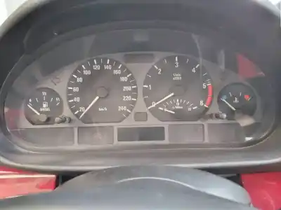 Scrapping Vehicle bmw serie 3 compact (e46) 320td of the year 2003 powered 204d4