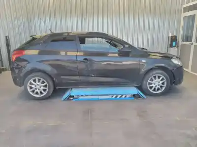 Veículo de Sucata kia pro_cee´d active do ano 2008 alimentado d4fbu