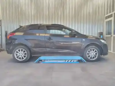 Veículo de Sucata kia pro_cee´d active do ano 2008 alimentado d4fbu