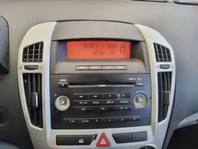 Veículo de Sucata kia pro_cee´d active do ano 2008 alimentado d4fbu