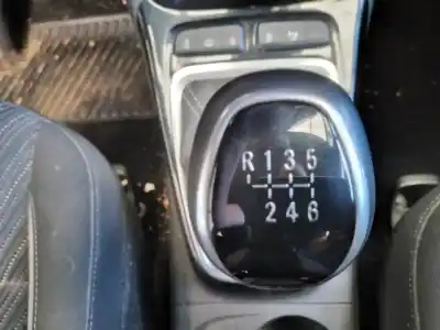 Veículo de Sucata opel crossland x design line do ano 2019 alimentado eb2adt / hn05