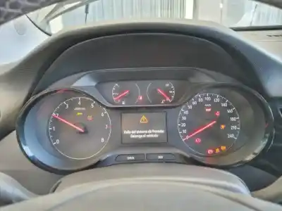 Veículo de Sucata opel crossland x design line do ano 2019 alimentado eb2adt / hn05