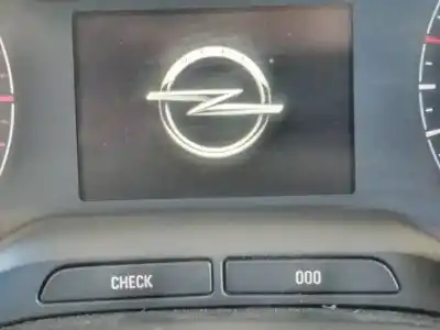 Veículo de Sucata opel crossland x design line do ano 2019 alimentado eb2adt / hn05