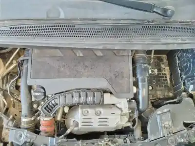 Veículo de Sucata opel crossland x design line do ano 2019 alimentado eb2adt / hn05