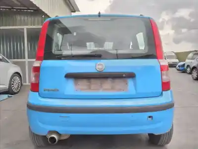 Veicolo di demolizione fiat panda (169) 1.2 8v dynamic dell'anno 2004 alimentato 188a4000