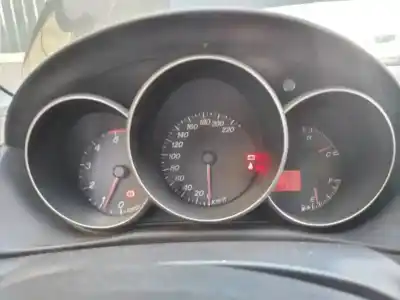 Veicolo di demolizione mazda 3 berlina (bk) 1.6 crdt active dell'anno 2006 alimentato y6