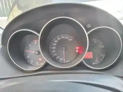 Veicolo di demolizione mazda 3 berlina (bk) 1.6 crdt active dell'anno 2006 alimentato y6