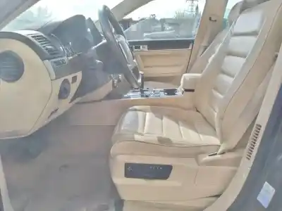Здавання транспортного засобу volkswagen touareg (7la, 7l6, 7l7) 2.5 r5 tdi року 2004 потужний bac