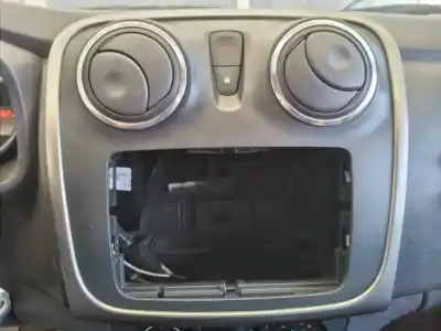 Veículo de Sucata dacia sandero stepway do ano 2013 alimentado h4ba4