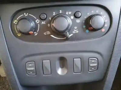 Veículo de Sucata dacia sandero stepway do ano 2013 alimentado h4ba4