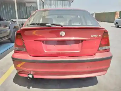 Veículo de Sucata bmw serie 3 compact (e46) 316ti do ano 2004 alimentado n42b18a