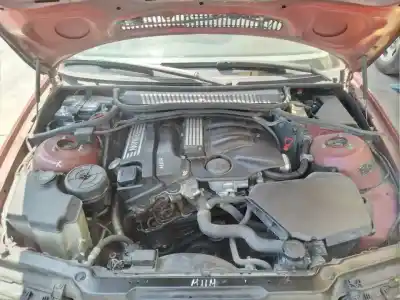 Veículo de Sucata bmw serie 3 compact (e46) 316ti do ano 2004 alimentado n42b18a