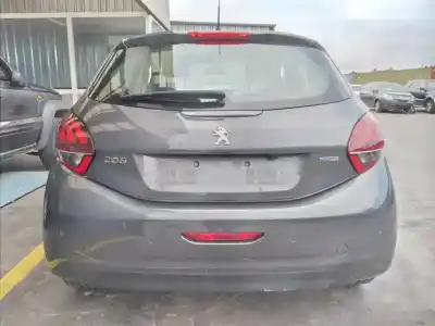 Scrapping Vehicle peugeot 208 style of the year 2016 powered hm01 / hmz