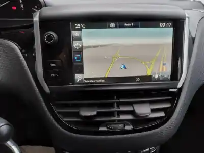 Scrapping Vehicle peugeot 208 style of the year 2016 powered hm01 / hmz