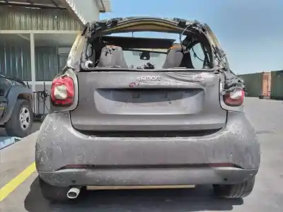 Veículo de Sucata smart fortwo coupe basis (66kw) (453.344) do ano 2016 alimentado h4bc401