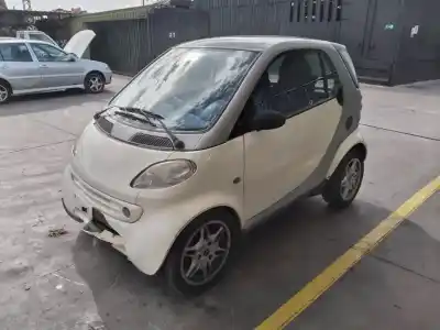 Scrapping Vehicle smart coupe pure of the year 2000 powered g11