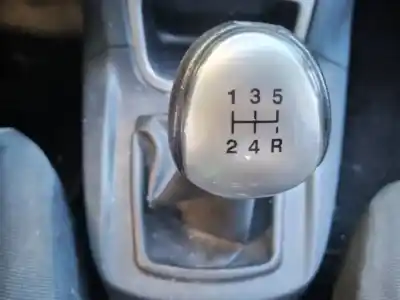 Veicolo di demolizione ford fiesta (cb1) trend dell'anno 2009 alimentato f6jd