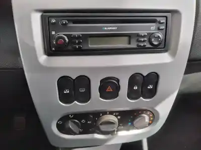 Veicolo di demolizione dacia sandero ambiance dell'anno 2009 alimentato k9kk7