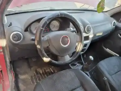 Veículo de Sucata dacia sandero laureate do ano 2010 alimentado d4ff732