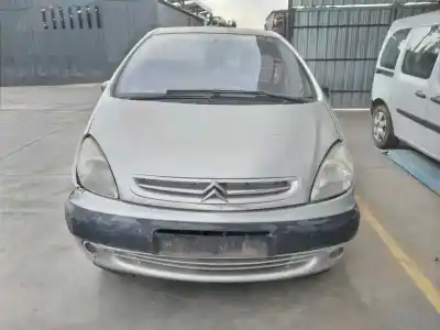 Vehicul casat CITROEN XSARA PICASSO  al anului 2000 alimentat RHY