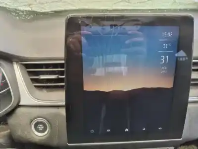 Scrapping Vehicle renault captur ii e-tech engineered of the year 2022 powered h4mc6