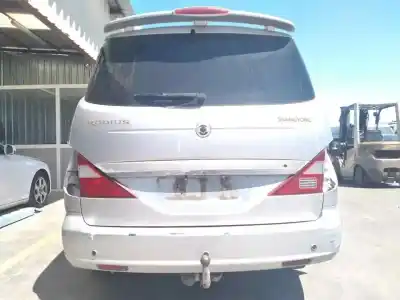 Здавання транспортного засобу ssangyong rodius xdi року 2005 потужний d27dt