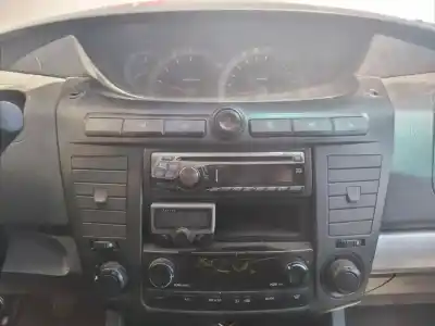 Здавання транспортного засобу ssangyong rodius xdi року 2005 потужний d27dt