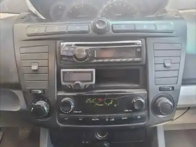 Здавання транспортного засобу ssangyong rodius xdi року 2005 потужний d27dt