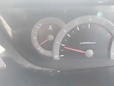 Здавання транспортного засобу ssangyong rodius xdi року 2005 потужний d27dt