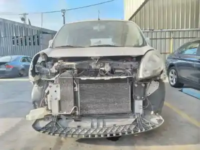 Vehicul casat renault kangoo expression profesional al anului 2009 alimentat k9kb8