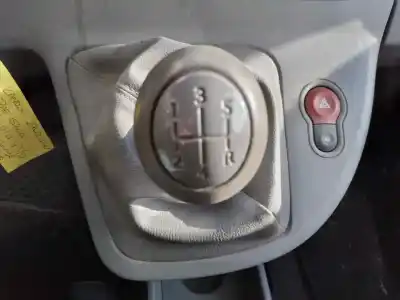 Vehicul casat renault kangoo expression profesional al anului 2009 alimentat k9kb8